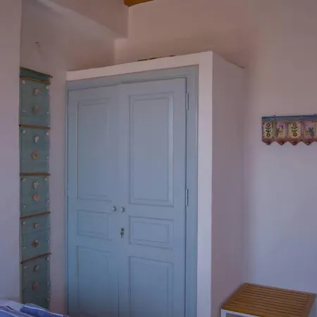 Sea View 2 Bd Flat With Balcony