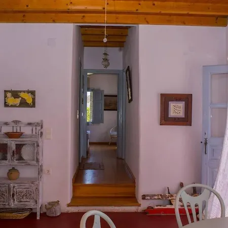 Sea View 2 Bd Flat With Balcony * Patmos Town