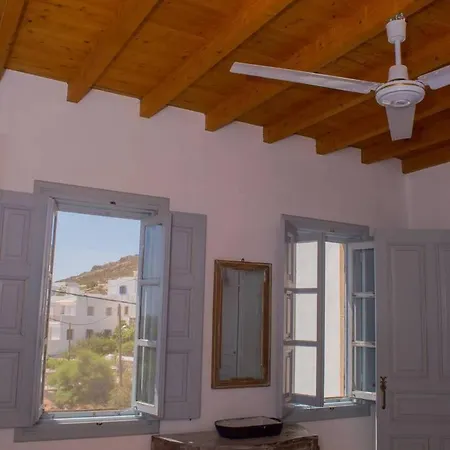 Daire Sea View 2 Bd Flat With Balcony