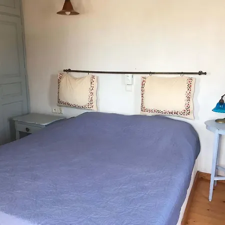 Sea View 2 Bd Flat With Balcony *